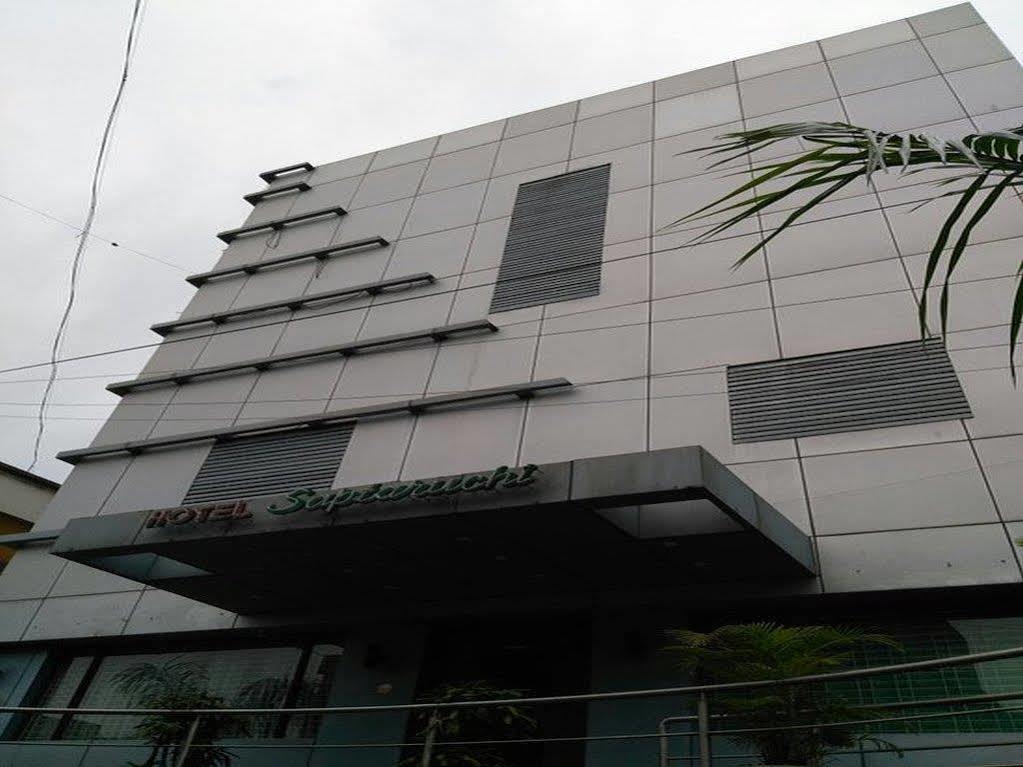 Hotel Oyo 24197 Saptaruchi Pimpri-Chinchwad Zewnętrze zdjęcie