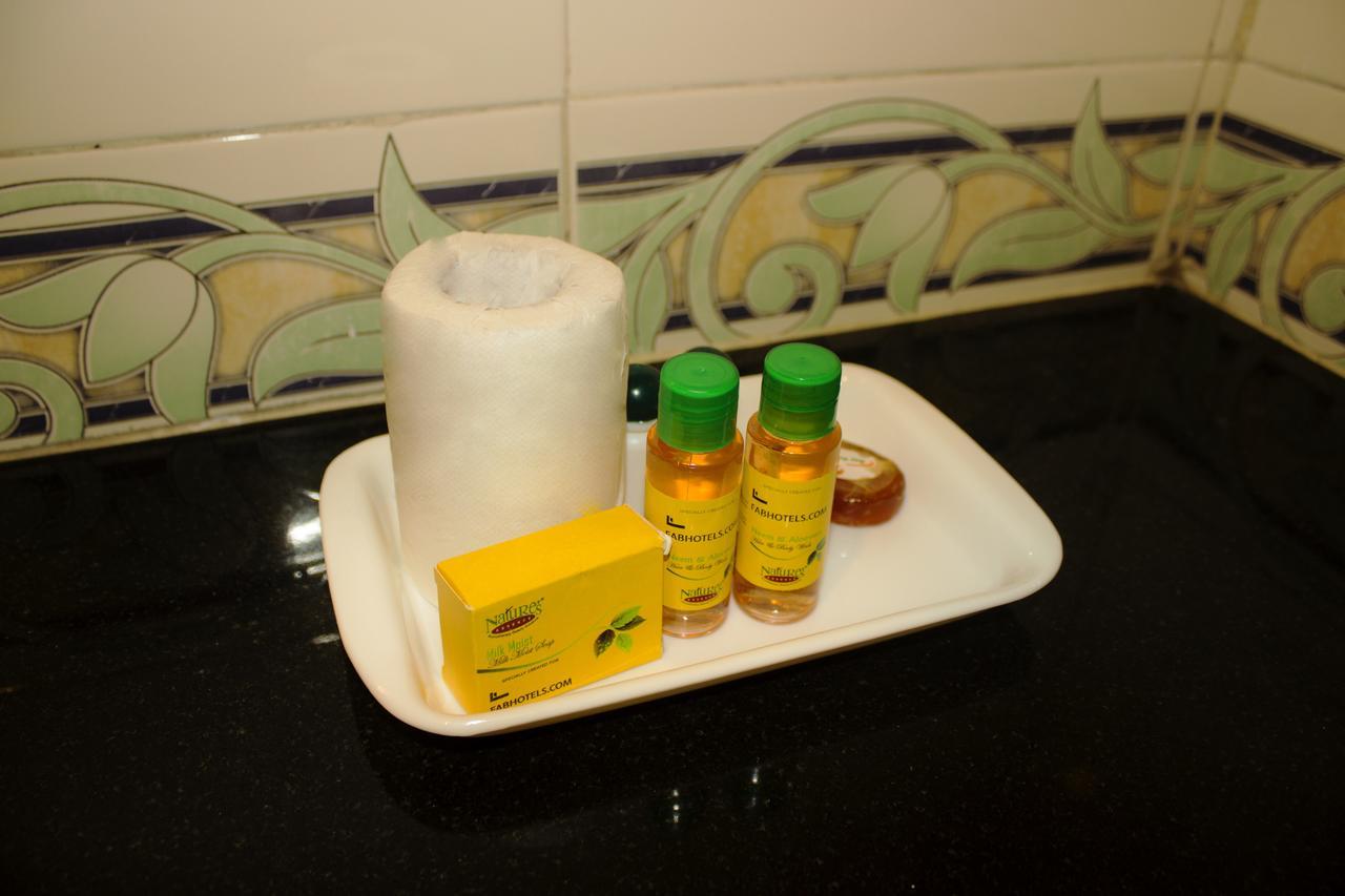Hotel Oyo 24197 Saptaruchi Pimpri-Chinchwad Zewnętrze zdjęcie