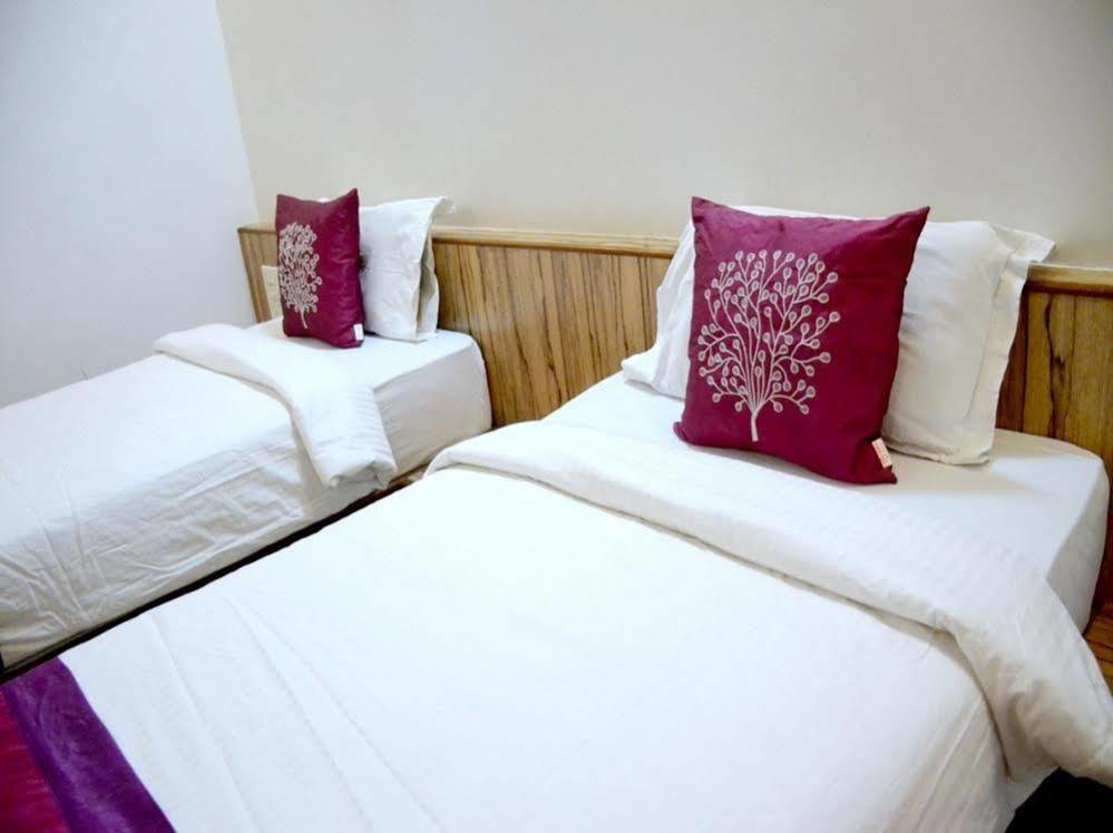 Hotel Oyo 24197 Saptaruchi Pimpri-Chinchwad Zewnętrze zdjęcie