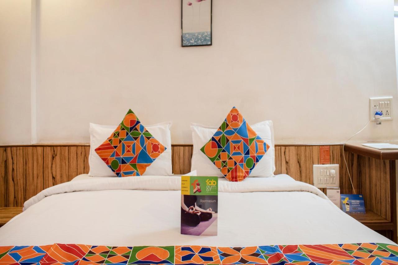 Hotel Oyo 24197 Saptaruchi Pimpri-Chinchwad Zewnętrze zdjęcie