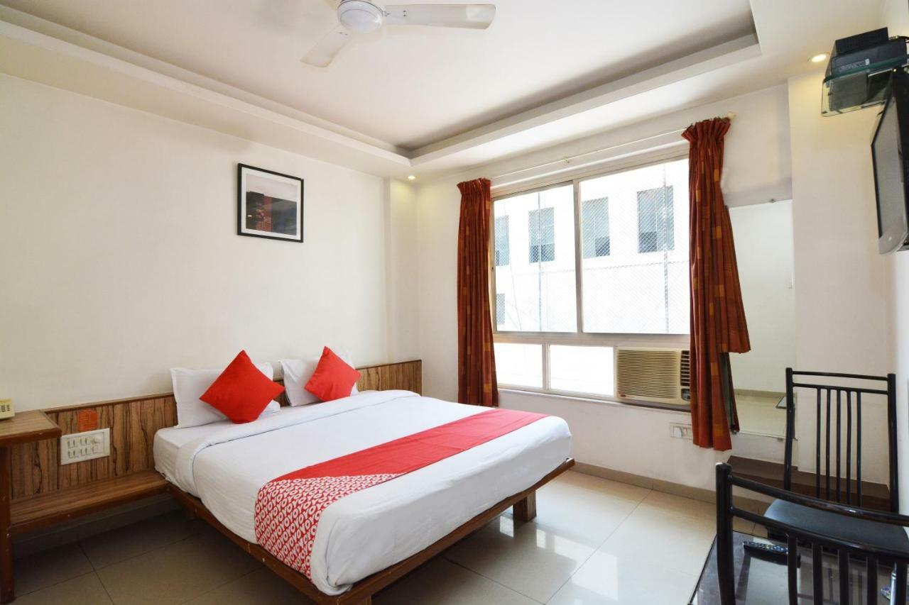 Hotel Oyo 24197 Saptaruchi Pimpri-Chinchwad Zewnętrze zdjęcie