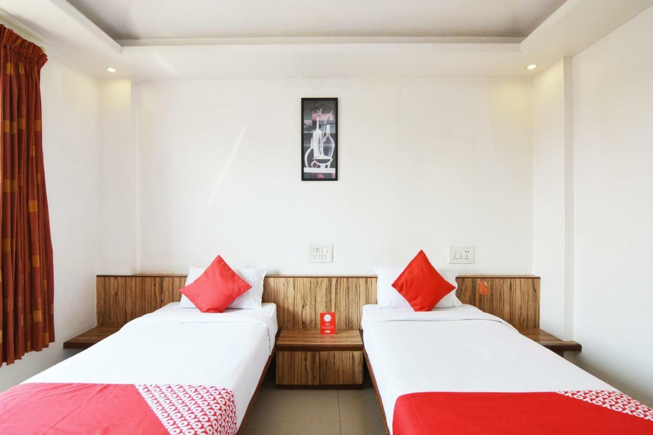 Hotel Oyo 24197 Saptaruchi Pimpri-Chinchwad Zewnętrze zdjęcie
