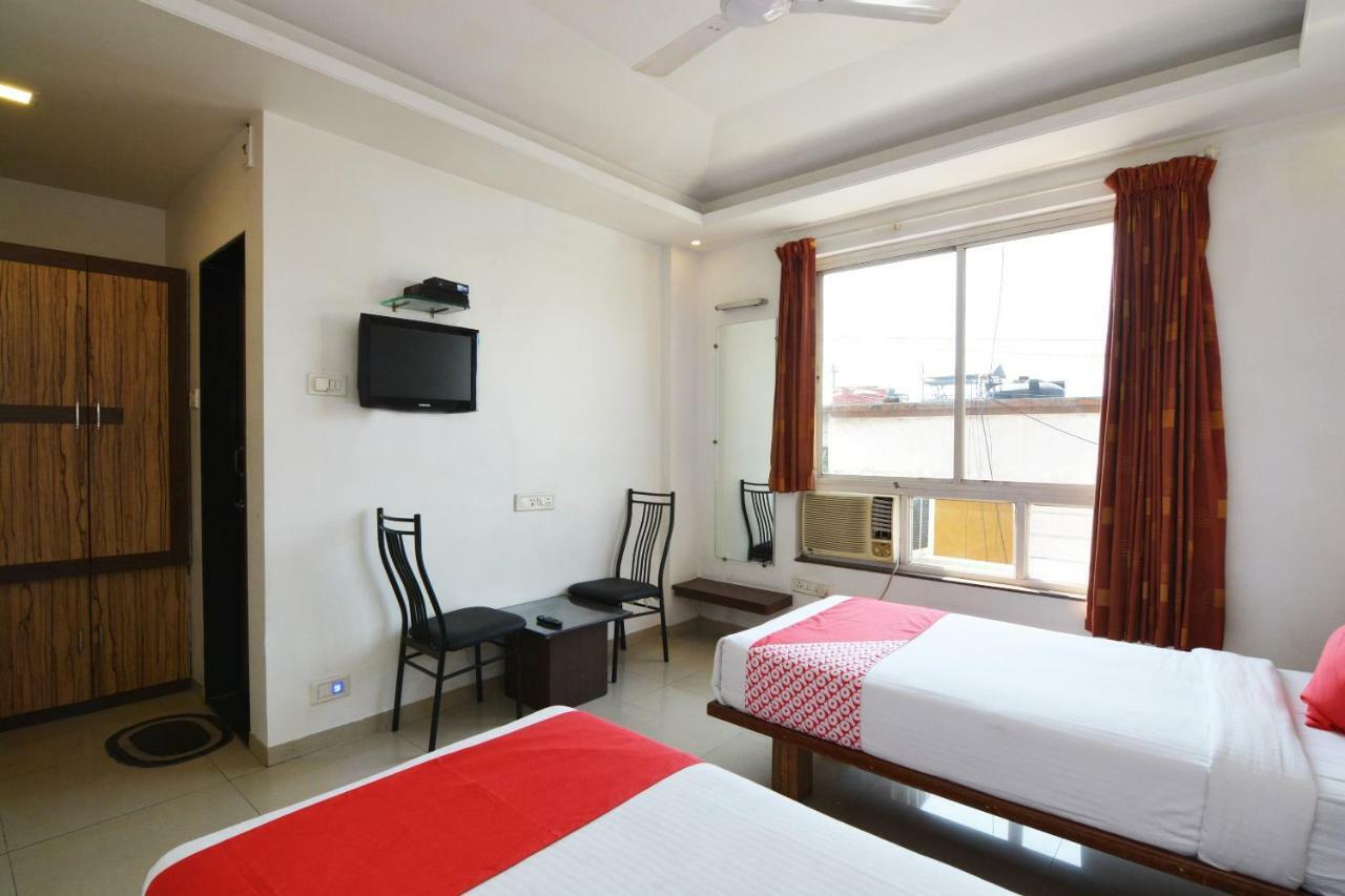 Hotel Oyo 24197 Saptaruchi Pimpri-Chinchwad Zewnętrze zdjęcie